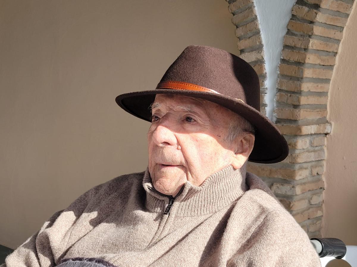 Juan Ureña ha logrado alcanzar la edad de 102 años.
