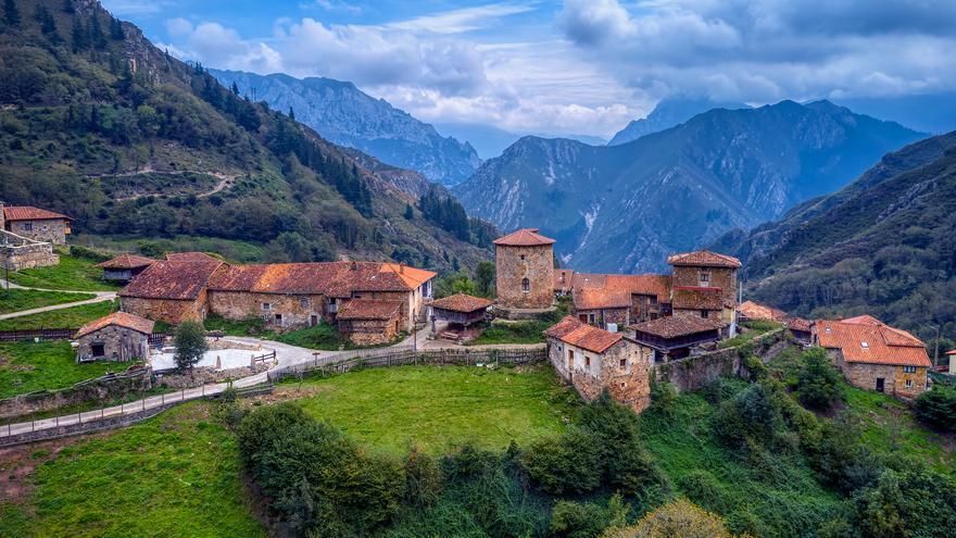 Ni Llanes, ni Cudillero: el pueblo más bonito de Asturias es también la aldea mejor conservada del Principado