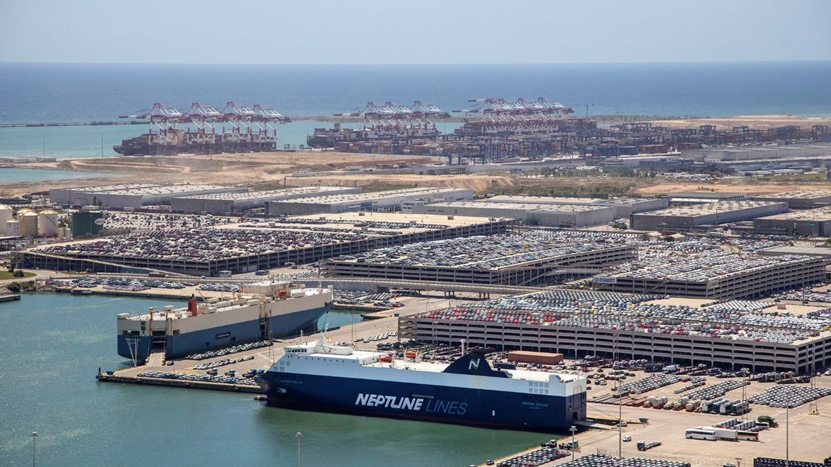 La terminal de automóviles del Port de Barcelona.