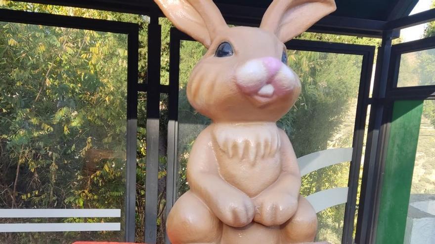 Roban el conejo de Parauta y la alcaldesa ofrece 100 euros de recompensa