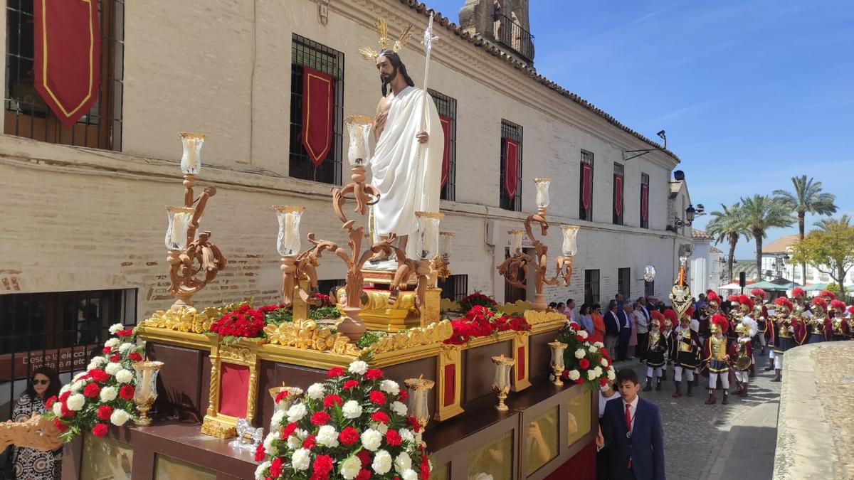 El Resucitado, en procesión por Bujalance.