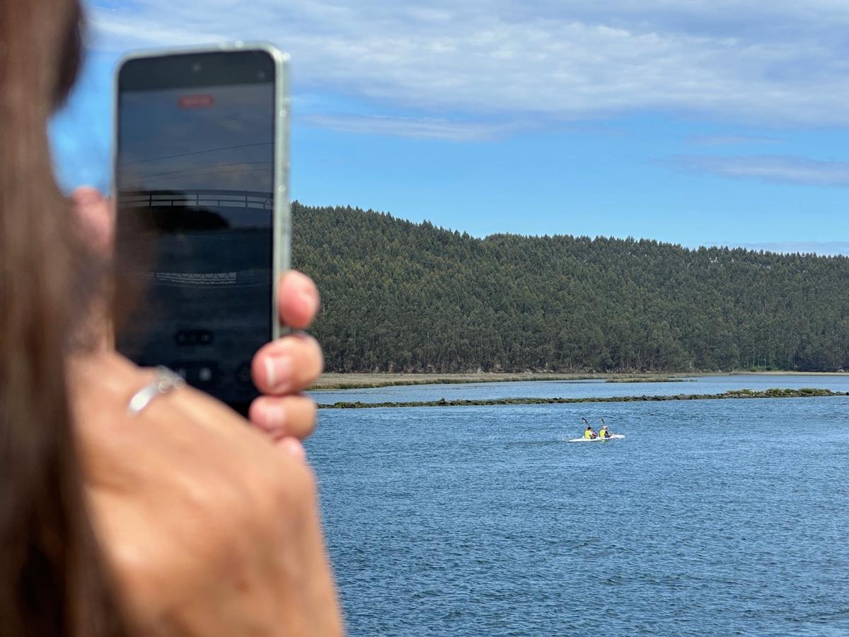 En imágenes: ambiente y sol en el XXXVI Campeonato de Asturias de Travesías Ría de Navia