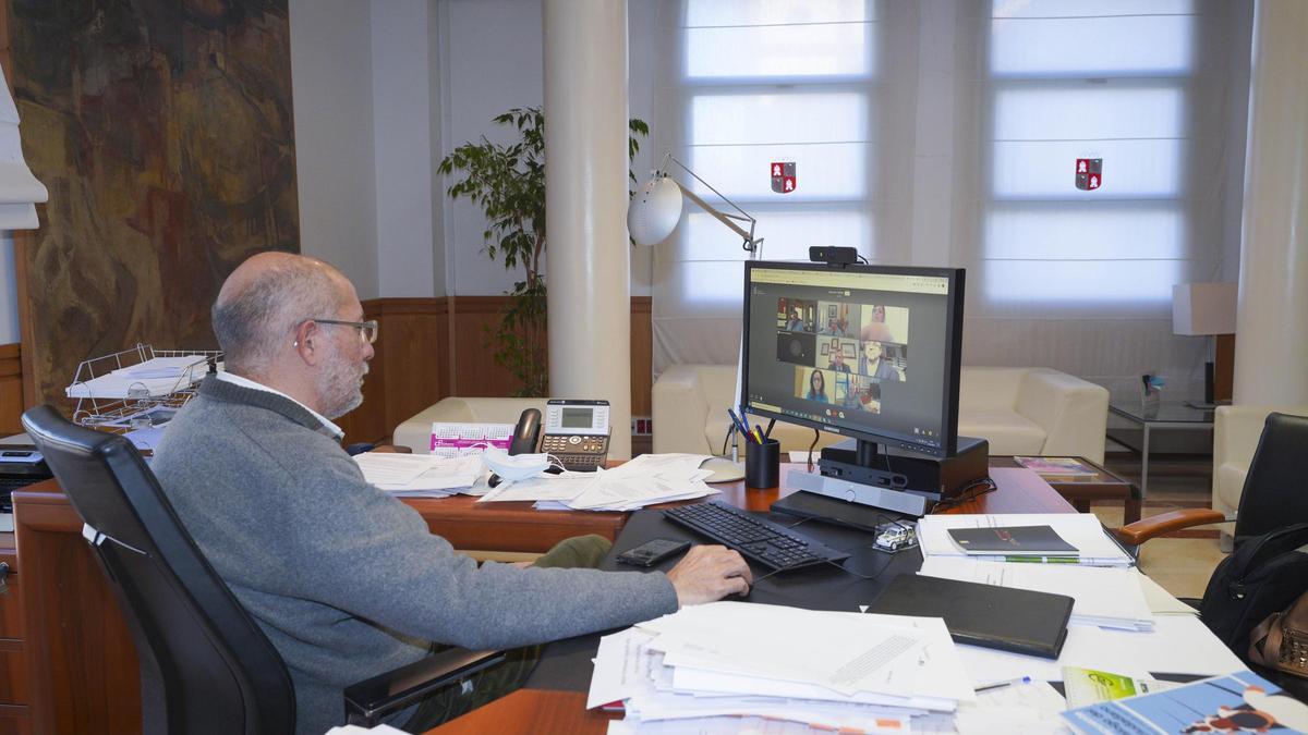 El vicepresidente Igea, durante la reunión de hoy.