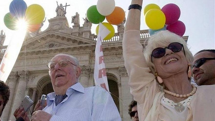 Todos con Fo, menos Forza Italia