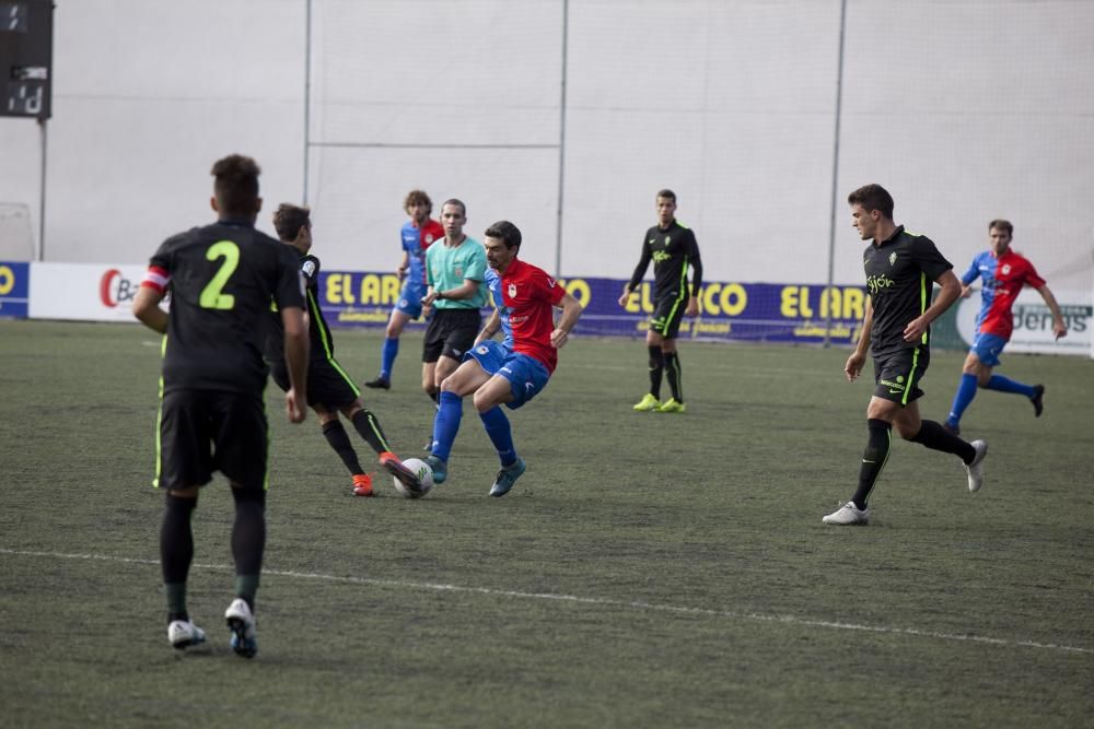 UP Langreo - Sporting B, en imágenes