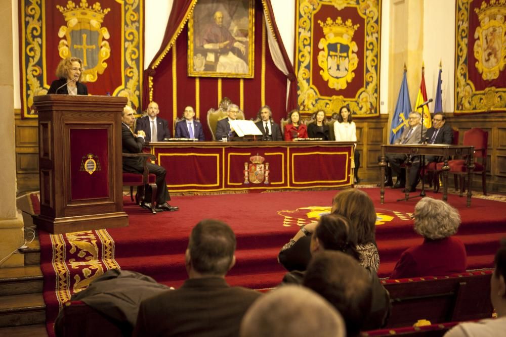 Toma de posesión de María Paz Andrés como Defensora del Universitaria.