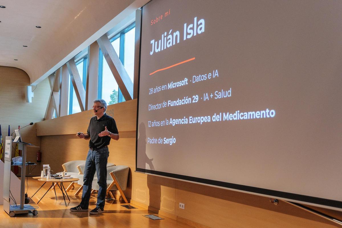 Julián Isla, fundador de la Fundación 29 y uno de los referentes españoles en inteligencia artificial aplicada a la medicina, ayer en Son Espases.
