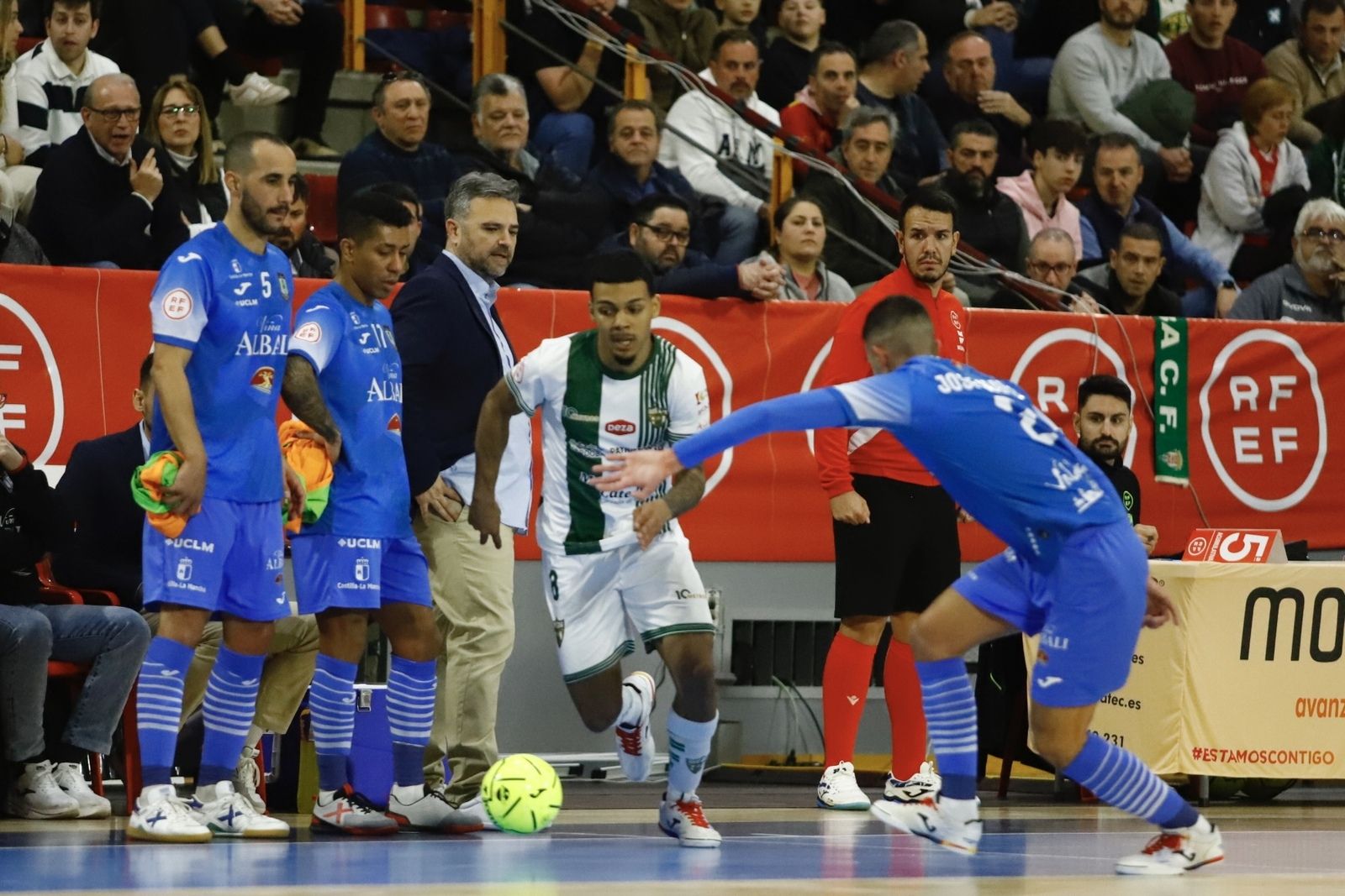 Córdoba Futsal-Viña Albali Valdepeñas | El partido en imágenes