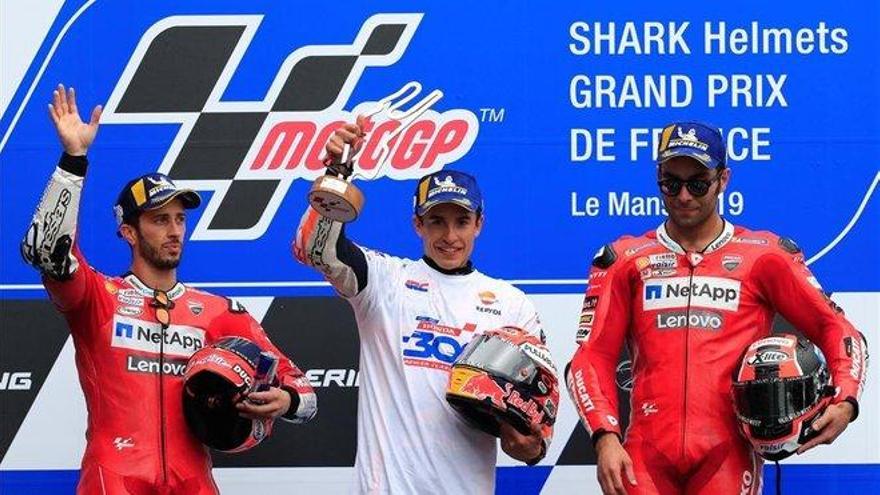 Márquez vuelve a humillar a sus rivales en Le Mans