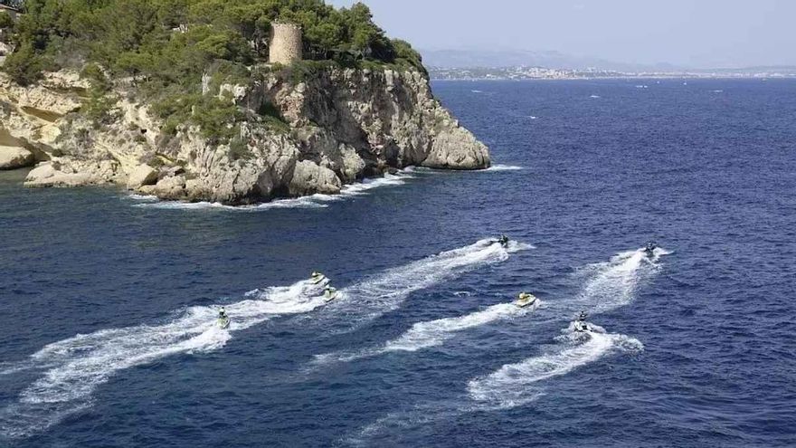 Baleares quiere limitar la velocidad de barcos y motos acuáticas en la costa