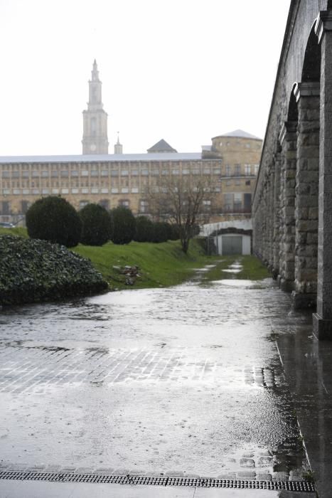 El tiempo en Asturias: borrasca Cecilia en Gijón