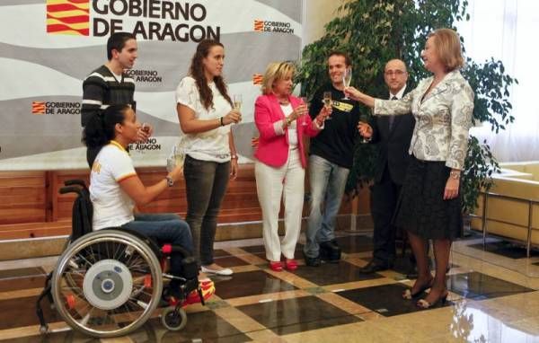 Fotogalería: Recibimiento a los paralímpicos aragoneses