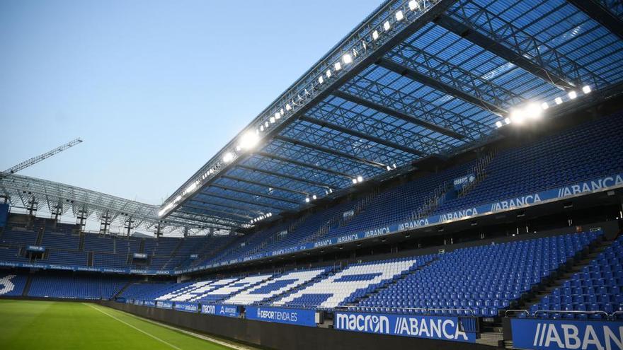 Prueba del nuevo sistema de iluminación del estadio de Riazor.