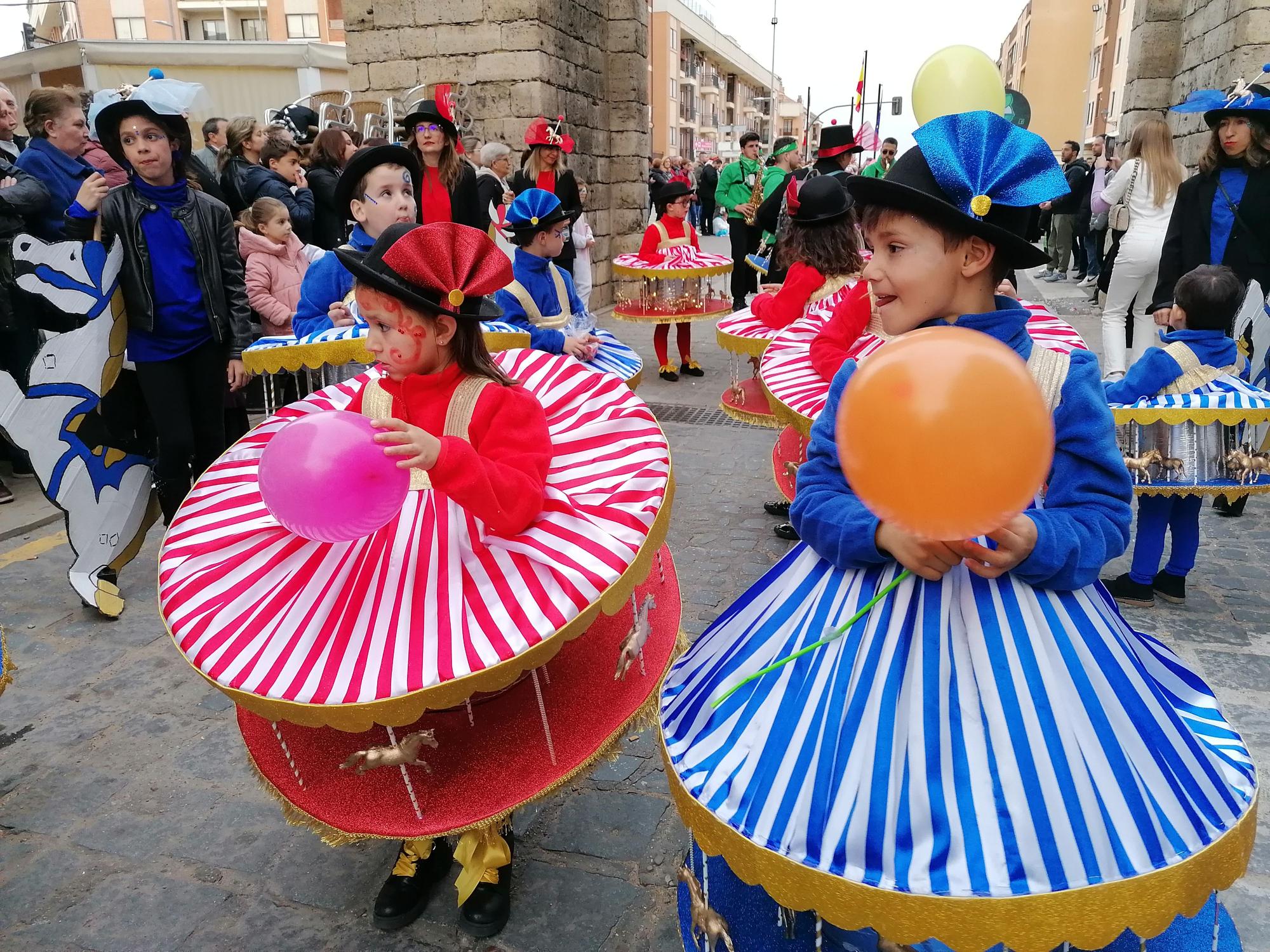 Toro presume de cantera en el desfile infantil de Carnaval