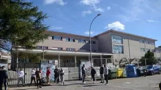 Familias del IES de Carril estallan contra la Xunta por el bus escolar