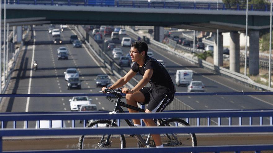 Las carreteras de Málaga vivirán este fin de semana unas jornadas de tráfico intenso.