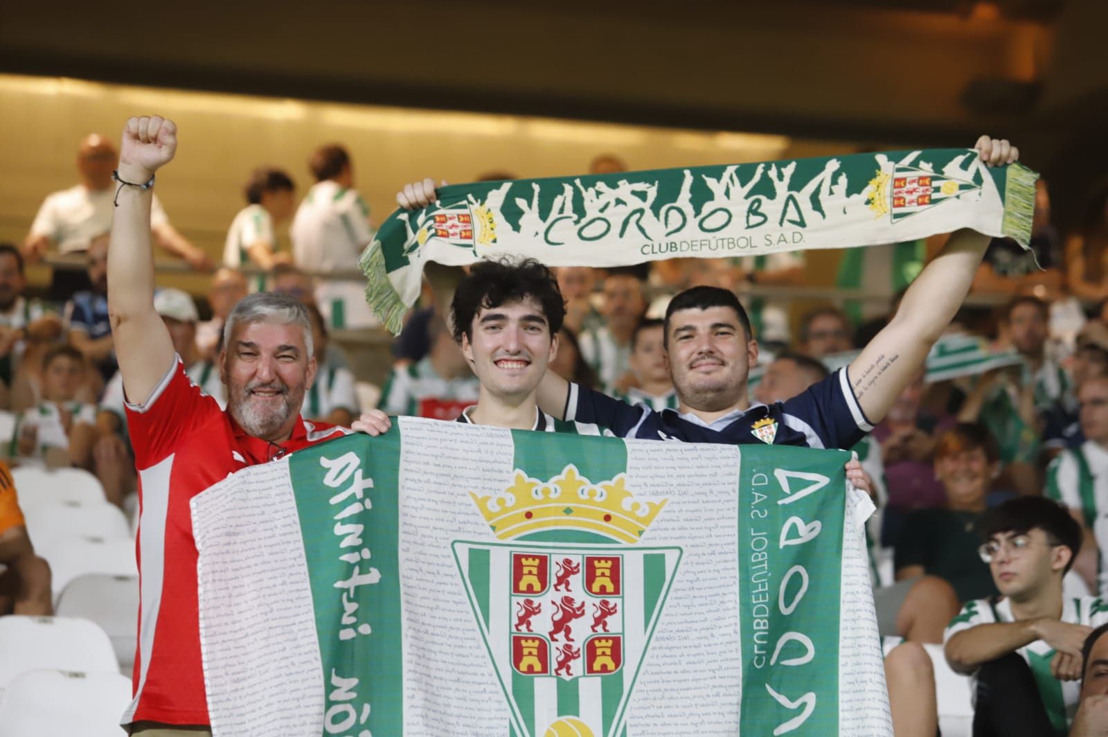 Córdoba CF-Racing de Santander | Las imágenes de la afición en El Arcángel