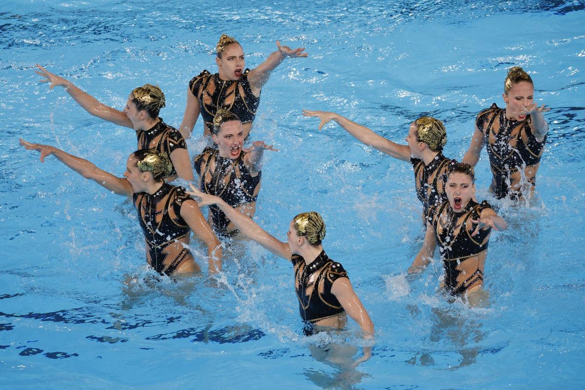 España da el gran salto y regresa con el bronce al Olimpo de natación artística. El equipo español de natación artística se luce en la definitiva rutina acrobática y logra la medalla de bronce, el primer metal en la disciplina desde Londres 2012.