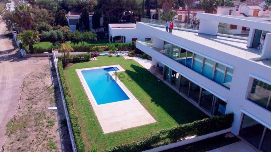 Chalet de lujo en la playa del Carregador de Alcossebre