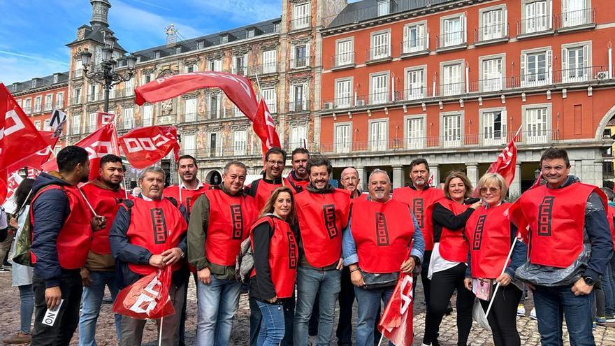 Sindicalistas cordobeses de CCOO, en la plaza Mayor de Madrid.