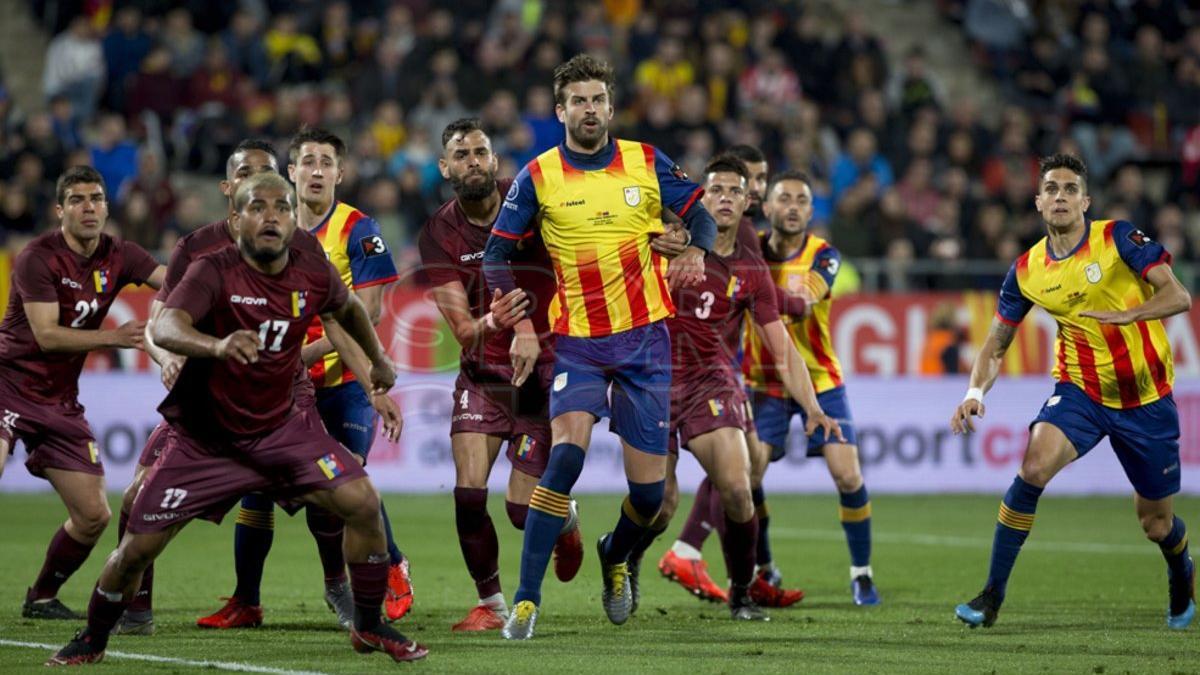 Las imágenes del partido amistoso entre las selecciones de Catalunya y Venezuela disputado en el estadio Montilivi, Girona.