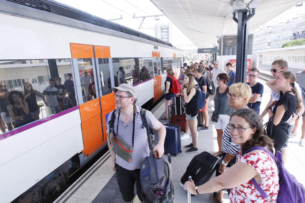 Interrompuda la circulació de trens a la línia d'AVE entre Barcelona i Figueres