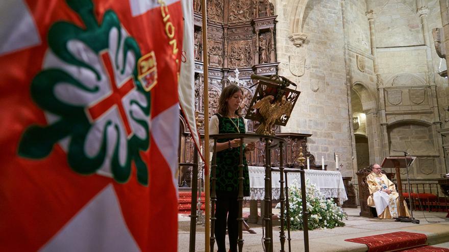 San Jorge ya tiene nueva bandera en Cáceres