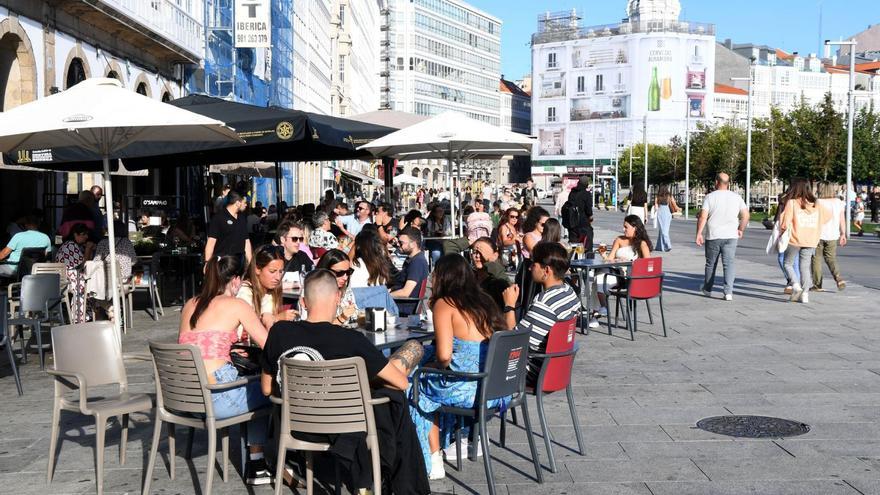 Radiografía de la hostelería en A Coruña: La falta de camareros y cocineros fuerza a mejorar las condiciones de trabajo