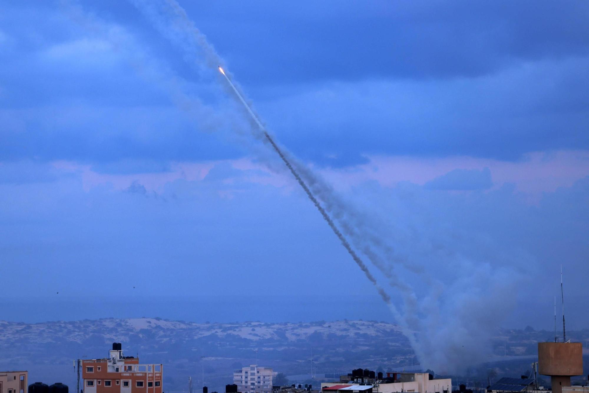 Misiles lanzados desde la ciudad de Gaza hacia Israel