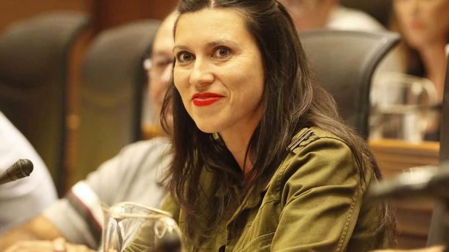 Nuria Rodríguez, directora general de LGTBI: "El fascismo dice a los chavales que para ser macho y español hay que insultar a un maricón"