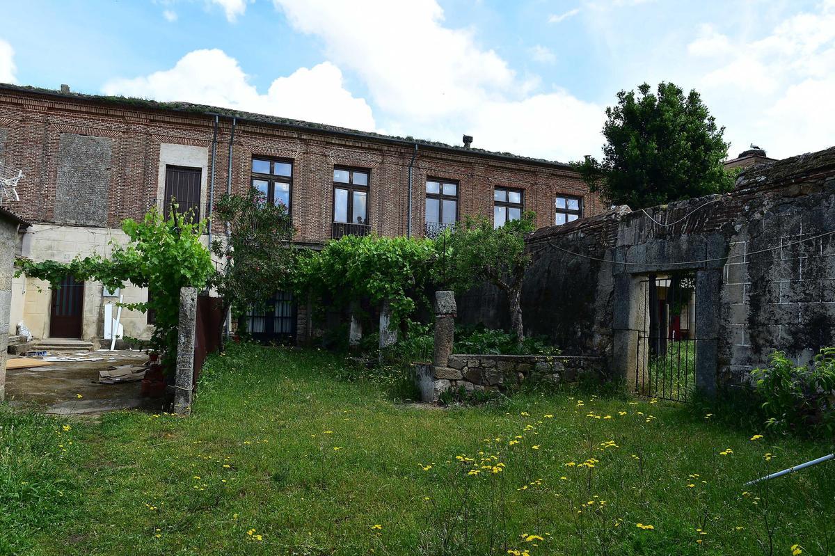 Una imagen de la Casa Palacio de Oliva de Plasencia, en la actualidad.