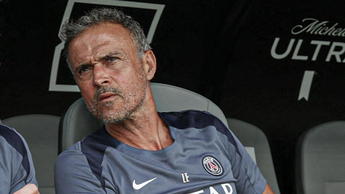 Luis Enrique, en el banquillo durante el Mundial de Clubes