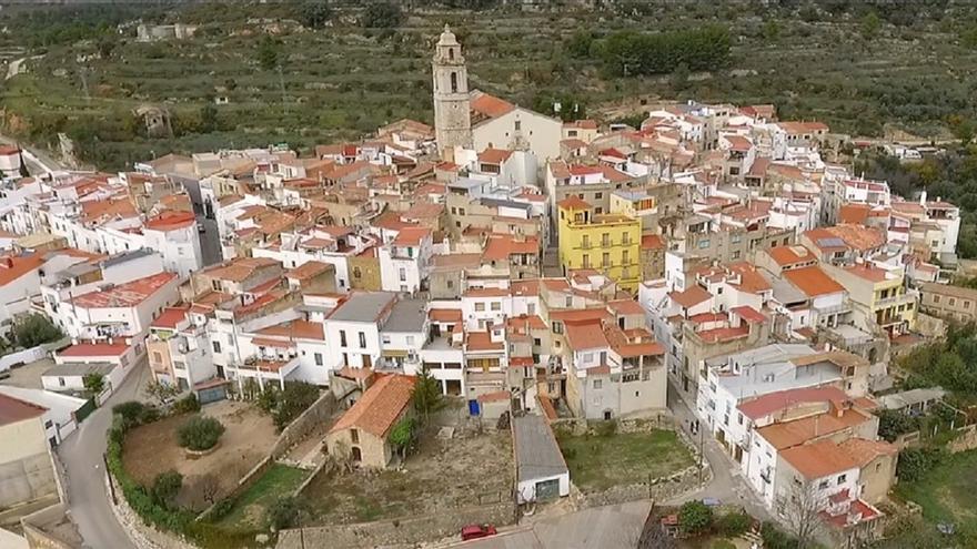 Los vecinos de un pueblo de Castellón piden ir al médico a Cataluña