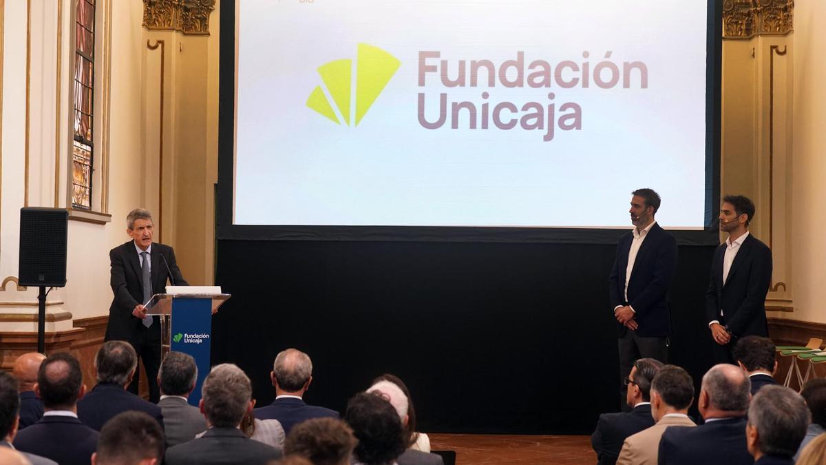 José Manuel Domínguez, presidente de Fundación Bancaria Unicaja, en la presentación de 'El Oasis'.