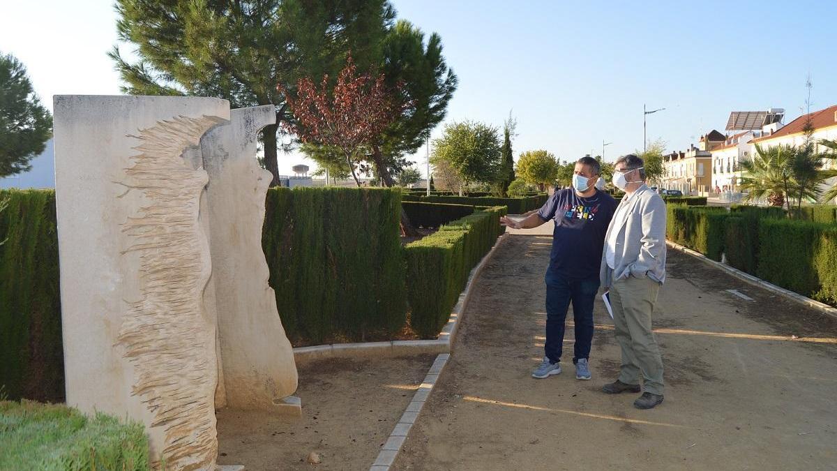 Fuente Palmera proyecta recuperar 50 estatuas del simposio internacional