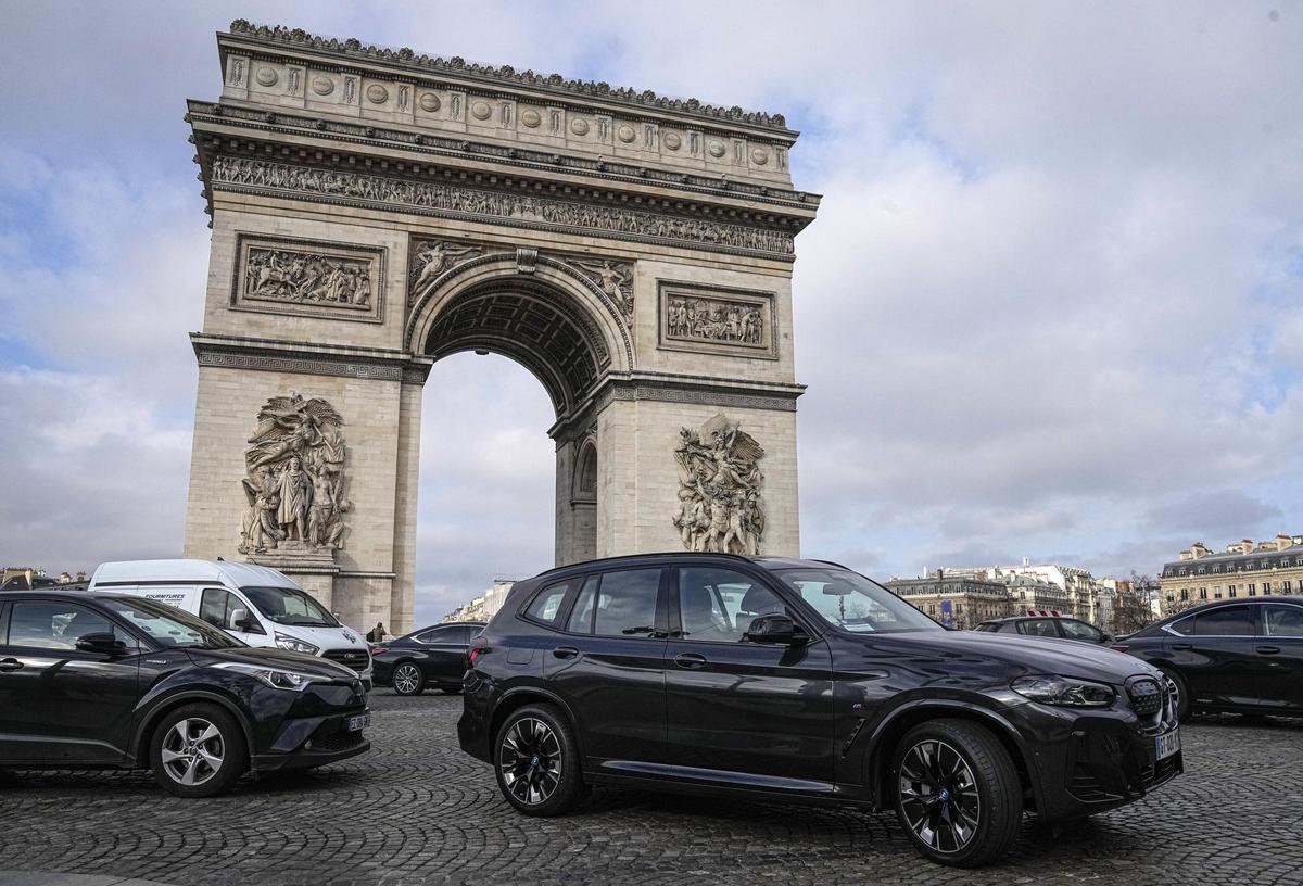 Referéndum en París: ¿Han de pagar más caro el parquímetro los 4x4?