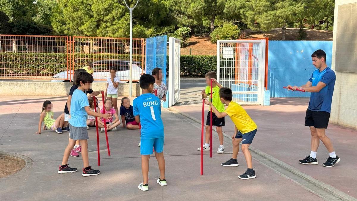 Foto d'arxiu d'edicions passades de la Escola Esportiva d'Estiu de Vila-real.