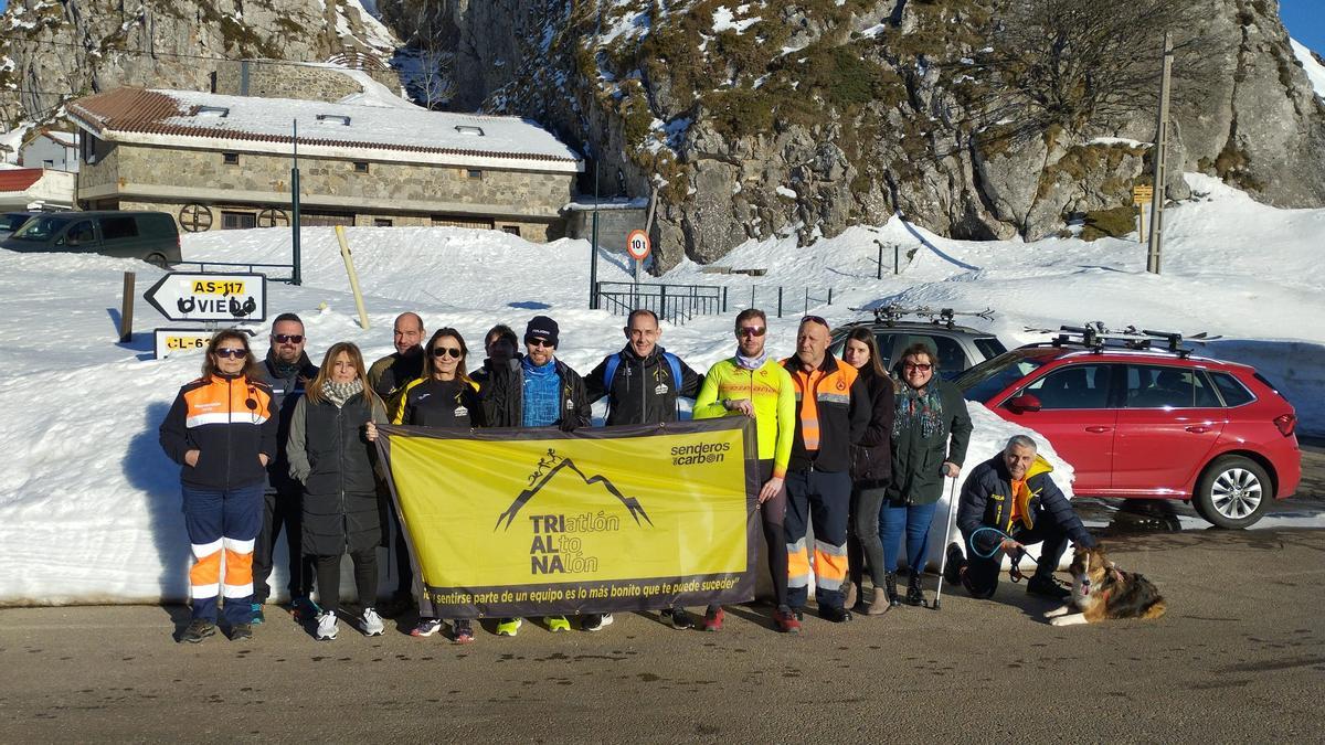 Reto superado: 70 kilómetros de Frieres al Puerto de Tarna para luchar contra el cáncer