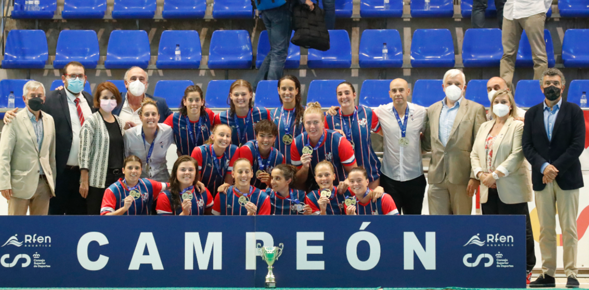 El Mataró conquereix la Supercopa a la piscina del CN Sabadell El Mataró conquereix la Supercopa a la piscina del CN Sabadell