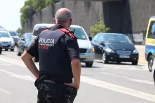 Sallent diu que van prioritzar l’ordre públic i el ple i que els mossos que van ajudar Puigdemont no mereixen l’uniforme