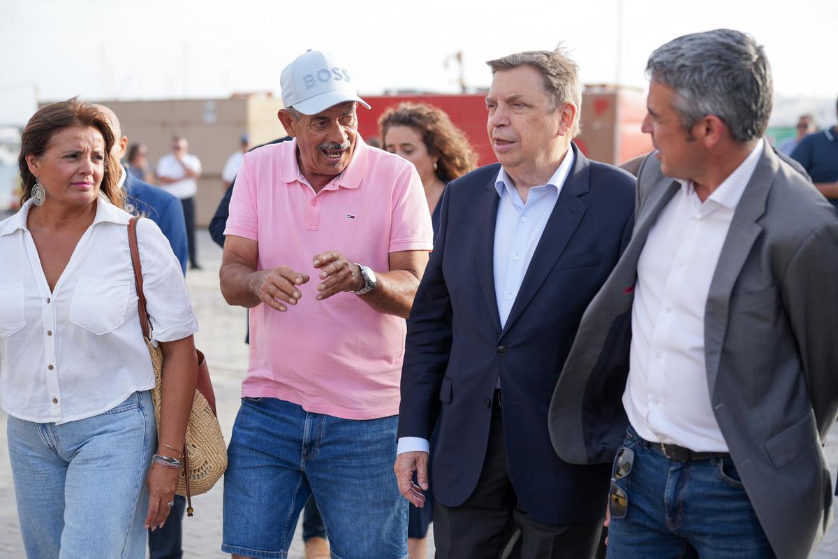 Visita del ministro de Agricultura, Pesca y Alimentación, Luis Planas, a La Graciosa