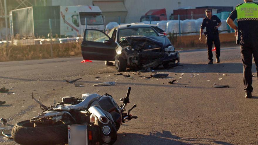 Un muerto y un herido en un accidente entre una motocicleta y un coche en Onda