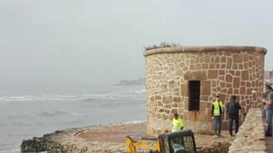 Inician las catas para «salvar» la Torre de La Mata