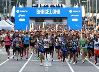 Marató de Barcelona 2026: horario, calles cortadas, afectaciones y recorrido de la carrera