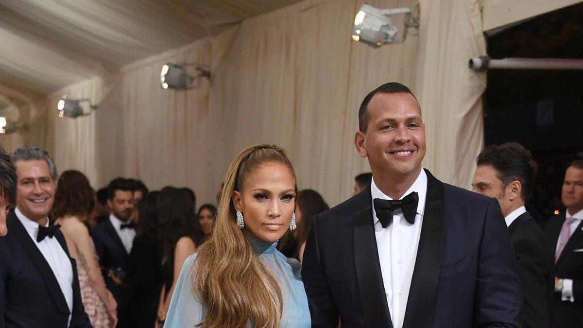 Jennifer López y Álex Rodríguez en la Gala Met 2017