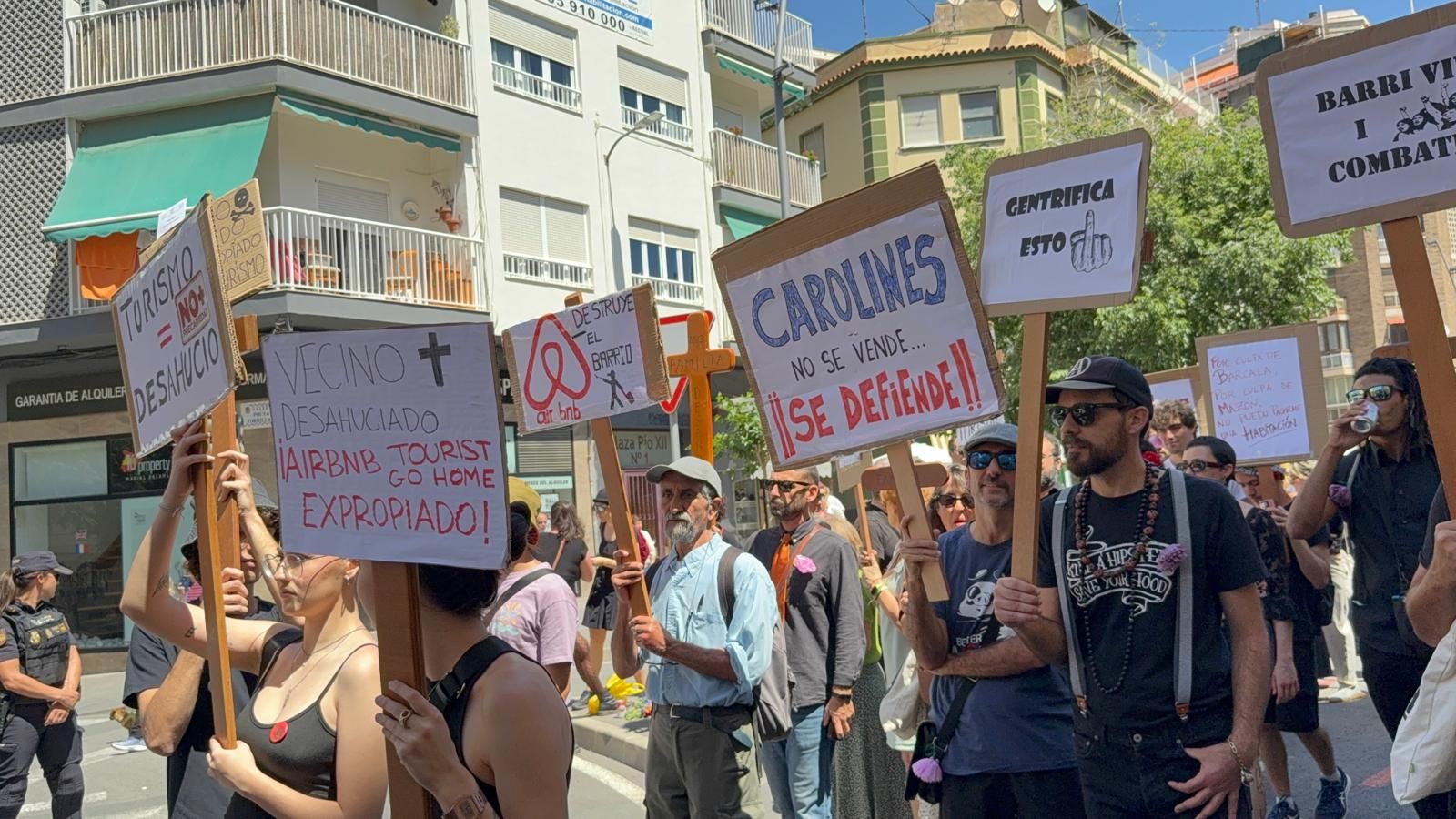 "Carolinas no se vende, se defiende"