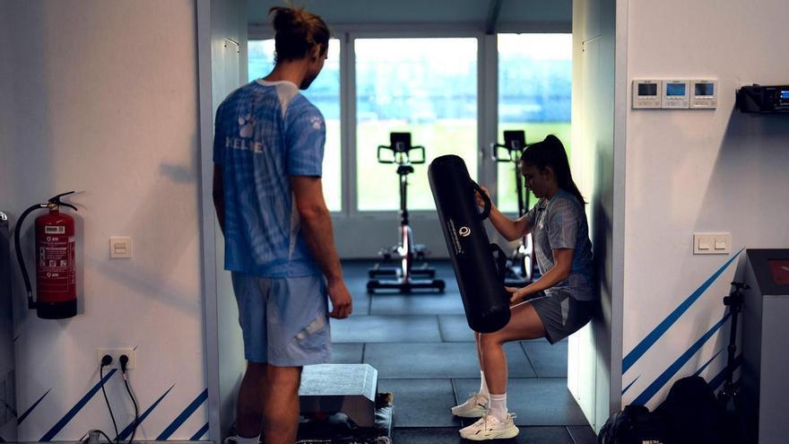 Los profesionales del 'fitness' alertan contra el intrusismo: “Ser un fanático del gimnasio no te convierte en entrenador personal”