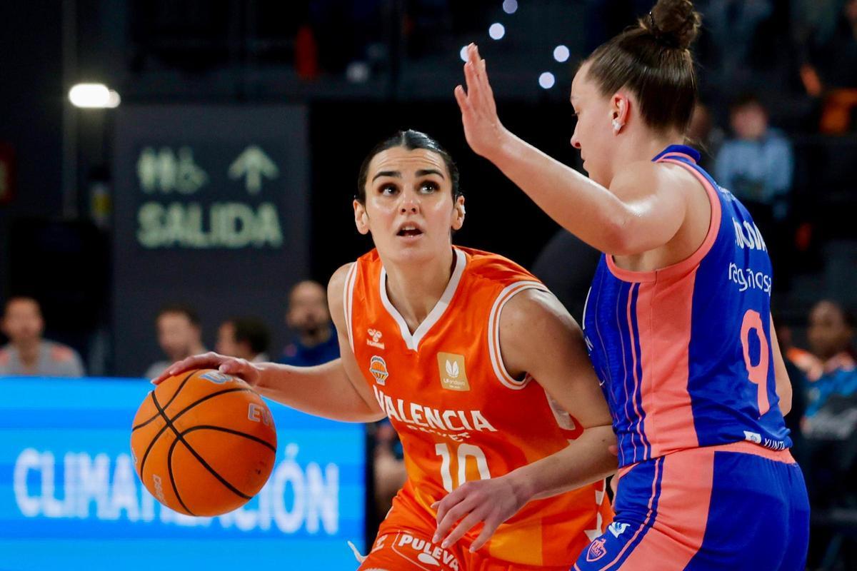 El Valencia Basket - Baxi de Ferrol de la LF Endesa, en imágenes