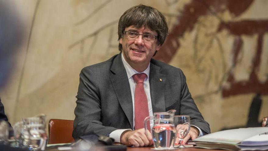 Crece la presión interna para que Puigdemont convoque elecciones