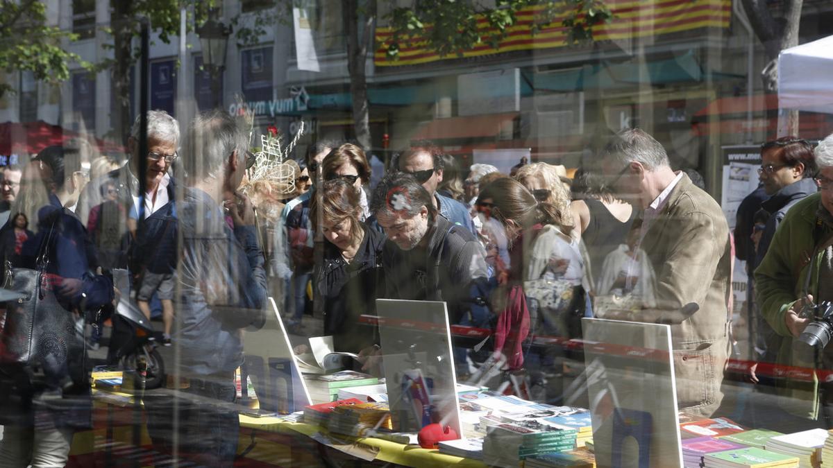 Imagen del día de Sant Jordi en Barcelona.